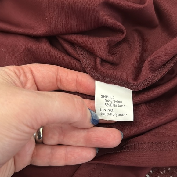 BeryLove Floral Lace short Cap SleeveBurgundy-midi dress size medium - Picture 8 of 8